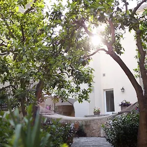 Palazzo Pio Apartment